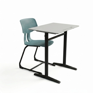 Escritorio Escolar Moderno ARSU con Superficie de Madera y Silla Colorida para Uso en el Aula - Product Image 5