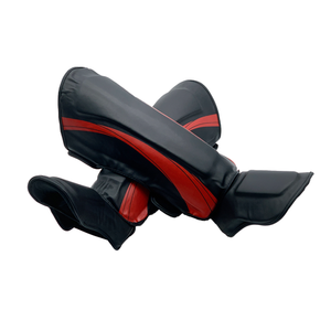 Espinilleras de boxeo profesional para hombres Muay Thai MMA-Cuero personalizable con protección profesional Negro y verde - Product Image 1