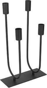 Portavelas Royal de aluminio con detalles grabados clásicos para un gran estilo interior y un ambiente decorativo para el hogar - Product Image 6