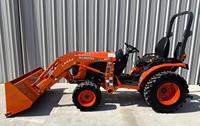 Traktor Kubota B2301 22HP Laris Manis Dengan Loader Buatan Jepang, Aksesoris Loader Depan Kubota, Traktor Kubota 2022
