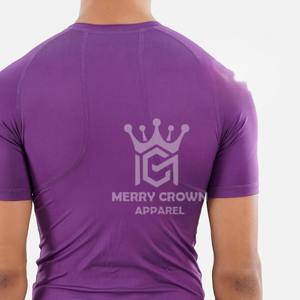 T-shirt de compression professionnel Slim Fit pour hommes 100% vêtements de sport tricotés pour tous les sports et activités de plein air - Product Image 3