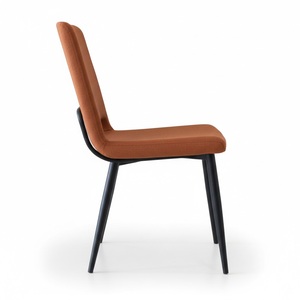 Silla de comedor PASCAL de diseño minimalista moderno con asiento cómodo y patas de metal de calidad comercial - Product Image 3