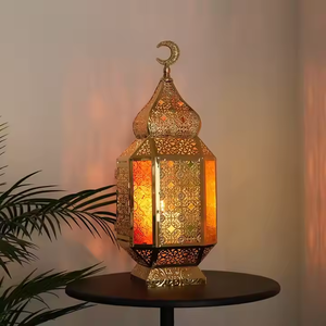 Lampes en fer de style Ramadan modernes faites à la main de haute qualité Lanternes polygonales colorées pour une utilisation décorative - Product Image 3