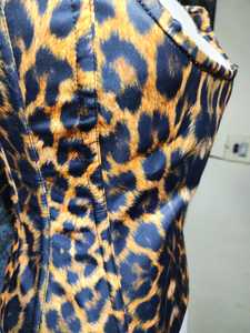 คอร์เซ็ตของผู้หญิงวินเทจชุดกระชับสัดส่วนเซ็กซี่แบบโอเวอร์บัสท์ผ้าซาตินทันสมัยคอร์เซ็ทลายเสือดาวพลัสไซส์ระบายอากาศได้ - Product Image 4