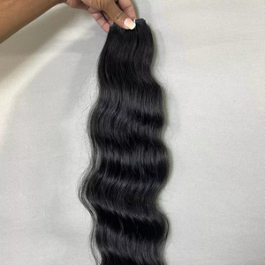 Donante indio 100% Extensiones de cabello ondulado Virgen sin procesar natural Paquetes completos voluminosos suaves Cabello humano virgen crudo de color claro - Product Image 1