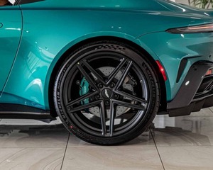 Aston Martin Vantage 2025 de Construcción Estándar - Product Image 5