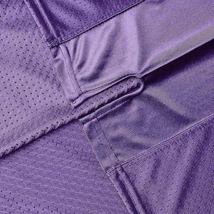 เสื้อฟุตบอลคอวีผ้าโพลีเอสเตอร์กันยูวีแขนสั้นป้องกันรังสียูวี100% ทีมออกแบบได้ตามต้องการ - Product Image 5