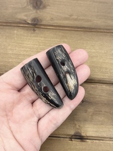 Durable 2-Hole Horn <b>Toggle</b> Button Bulk Supply for Clothing Manufacturers - Product Image 3