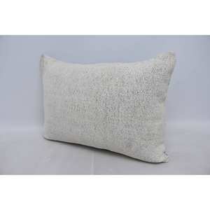 หมอน Kantha ขนสัตว์สีเบจ20X28นิ้วทอลายปักแนววินเทจแนวชนบท - Product Image 4