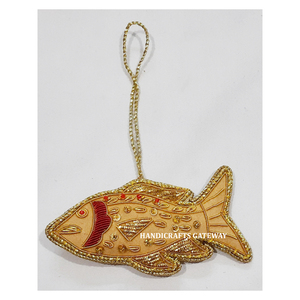 Nuevo diseño en forma de pez Golden Zari bordado a mano y adorno colgante de trabajo de cuentas para el hogar y el artículo de decoración del árbol de Navidad - Product Image 1
