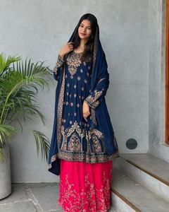 LEHENGA CHOLI DE GEORGETTE CON BORDADO DE MODA Y DUPATTA GRIS - Product Image 3
