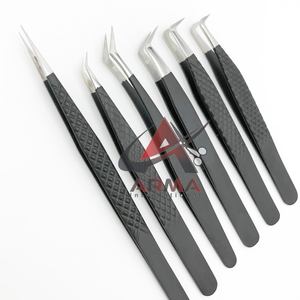 Pince à épiler de volume d'isolement enduite de poudre noire Logo personnalisé pince à épiler d'extension de cils durable haute acier inoxydable privé - Product Image 1