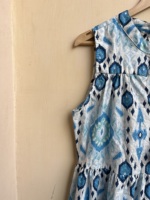 Robe d'été vintage à manches imprimées florales 100 % coton pour femme, brodée, longueur midi, avec détails à pompons et logo frontal