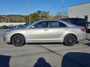 โตโยต้า แคมรี่ XLE ปี 2010 มือสอง - Product Image 3