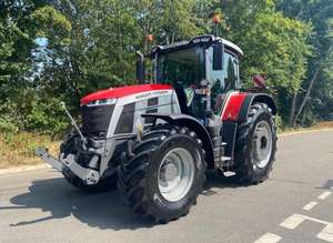 Tracteur à roues Massey Ferguson 7720 45HP d'occasion pour moteur diesel. - Product Image 4