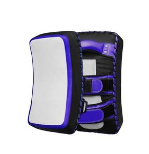 Escudos de patada con logotipo personalizado de alta calidad para entrenamiento de MMA y Kickboxing Saco de boxeo al por mayor para deportes de boxeo Logotipo personalizado - Product Image 1