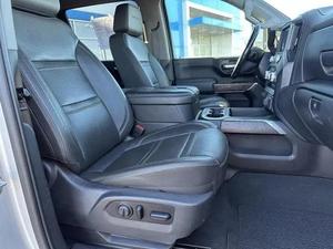 GMC Sierra 2500 Denali 2021 d'occasion, conduite à gauche, moteur turbo, transmission automatique, transmission intégrale, jantes R18, intérieur clair, sièges en cuir - Product Image 2