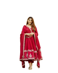Traje Anarkali de Diseñador para Mujer - Ropa de Lujo de Alta Calidad con Hilo, Lentejuelas, Bordado, Estampado Digital y Diseño en Relieve Hecho en India - Product Image 1