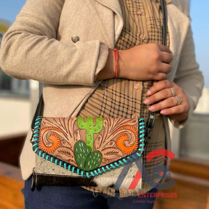 กระเป๋าคลัทช์หนังวัวสีเทอร์ควอยซ์มาใหม่มีสไตล์เคสโทรศัพท์แกะสลักด้วยมือสำหรับผู้หญิงทันสมัยสินค้าใหม่ - Product Image 1