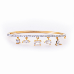 2 Tone Plated Delicate Cz Kada con aspecto clásico 419797 Mayoristas de joyería de moda en India - Product Image 1
