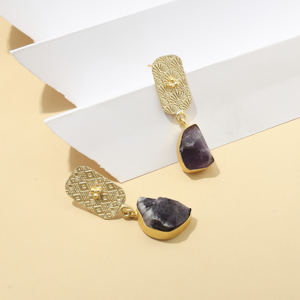 Pendientes de gotas de amatista de latón colgantes finos - Product Image 2