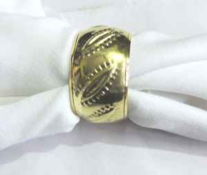 Logo personnalisé en laiton et cuir couleur dorée forme ronde rond rond rond ustensiles de cuisine pour la maison et fête d'anniversaire utilisé nouveaux produits 2025 - Product Image 5