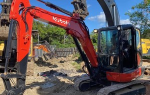 Compre una Miniexcavadora Kubota de 5 Toneladas en Buen Estado, Modelo Chenille Kubota Kx U57-4, en Venta a Precios de Mayoreo, Entrega Rápida y Calidad Premium - Product Image 2