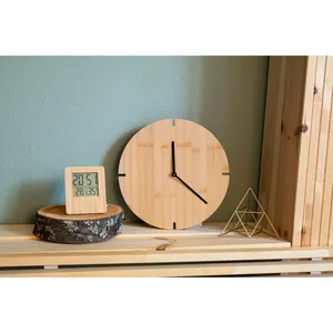 Horloge murale en bambou Tokei - Design écologique et durable - Product Image 3