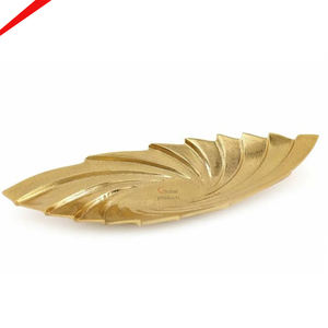 Nouveau plateau de service fait main aspect feuille fini argent pour restaurant et bar d'hôtel - Product Image 3