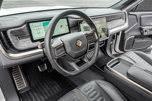 Voiture d'occasion fiable 2022 Rivian R1T Launch Edition - Product Image 3