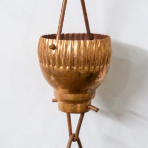 Cadena de lluvia de cobre puro Natural del fabricante Tazas de metal para jardín al aire libre Estilo de diseño floral para uso en piscina Patio de flores - Product Image 2