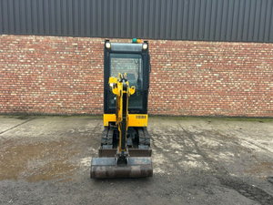 Mini-excavatrice CB 35Z-1 d'occasion, équipement de construction, poids opérationnel de 1 à 8 tonnes, moteur Camc, hydraulique Hydac Huade, godet sur roues - Product Image 4
