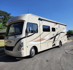 Affordable MotorHomes with Travel Trailer Best Quality. - Product Image 4