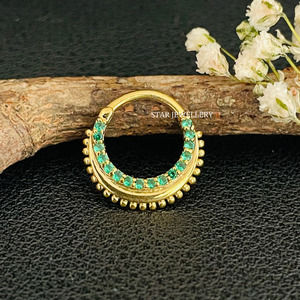 14K Or Massif Vert CZ Diamant Septum Nez Anneau Fine Jewelry. - Product Image 1