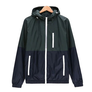 Veste coupe-vent légère pour homme avec logo et impression personnalisés, respirante, imperméable, avec capuche, pour les activités de plein air, décontractée - Product Image 4