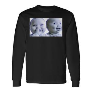 T-shirt a maniche lunghe con meme AI virale di Niche Baby Gen Z che ride e si rispiega, T-shirt promozionale virale - Product Image 1