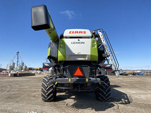 รถเกี่ยวข้าว CLAAS LEXION 510 คุณภาพเยี่ยม - โซลูชันการเก็บเกี่ยวข้าวที่มีประสิทธิภาพและเชื่อถือได้ มีจำหน่าย - Product Image 2