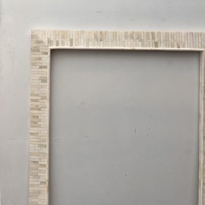 Espejo de Pared Personalizado de Lujo Hecho a Mano con Incrustaciones de Hueso, Ecológico, con Patrón Floral Detallado, Decoración Premium para el Hogar - Product Image 3