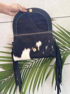 Nuevo Bolso de Cuero con Flecos, Estilo Bohemio Gitano Occidental, Hecho a Mano con Piel de Vaca, con Diseño de Cuadros de Diseñador - Product Image 5