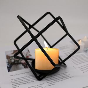 Bougeoir décoratif de mariage en métal de luxe bon marché Bougeoir en métal en fer avec revêtement en poudre noire Bougeoir de table décoratif - Product Image 1