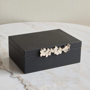 กล่องเครื่องประดับไม้คลาสสิกที่สวยงามจัดเก็บที่ทันสมัยจัดแสดงและปกป้องเครื่องประดับแหวนสร้อยคอกำไล - Product Image 4