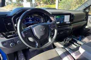 CAMIONETA CHEVROLET SILVERADO USADA CON BAJO KILOMETRAJE - Product Image 6