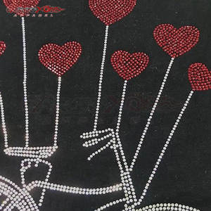 Sweat-shirt d'hiver pour homme avec strass scintillants, tissu polaire respirant, design élégant et toucher confortable - Product Image 6