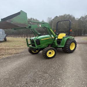 Cargador de Tractor Agrícola John Deere 3032E, Entrega Rápida a Todo el Mundo, Venta de Rodamientos Centrales Asequibles - Product Image 3