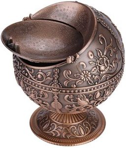 Cendrier classique en métal noir gravé avec conception d'empreintes digitales personnalisée parfait pour les restaurants à domicile et les fournitures de mariage de petite taille - Product Image 3