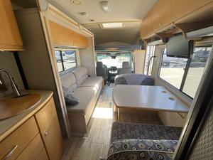 Winn-E-b-a-g-o View 2-3-H d'occasion de 2005 à vendre - Product Image 2