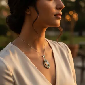 จี้เงินแท้ 925 ประดับมาร์คาไซต์และมูนสโตน ของขวัญสำหรับผู้หญิง เครื่องประดับศาสนา ชุบโรเดียม สีโรสโกลด์ สไตล์ชาร์ม - Product Image 2