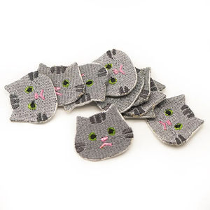 Écussons de broderie de style personnalisé en gros sur un animal mignon, patchs brodés de transfert de chaleur, tissu sergé pour tissu - Product Image 1