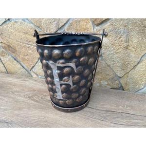 Cubo de carbón de hierro forjado con abalorio Vintage, construcción resistente, adición perfecta, chimeneas tradicionales, juegos de chimeneas, accesorios - Product Image 1