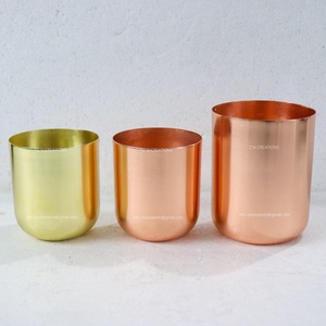 Récipient de bougie en cuivre fait main avec couvercle décoration de la maison porte-cire votif en métal pour la fabrication de bougies - Product Image 1